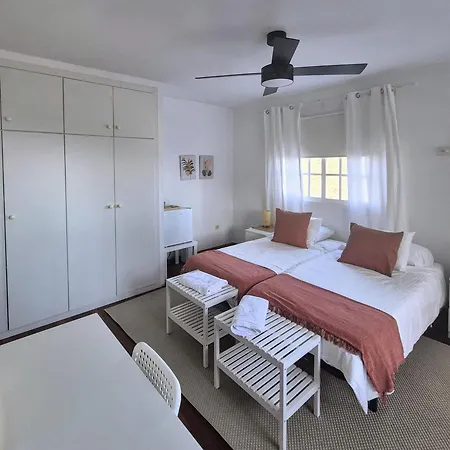 ホームステイ Campitos